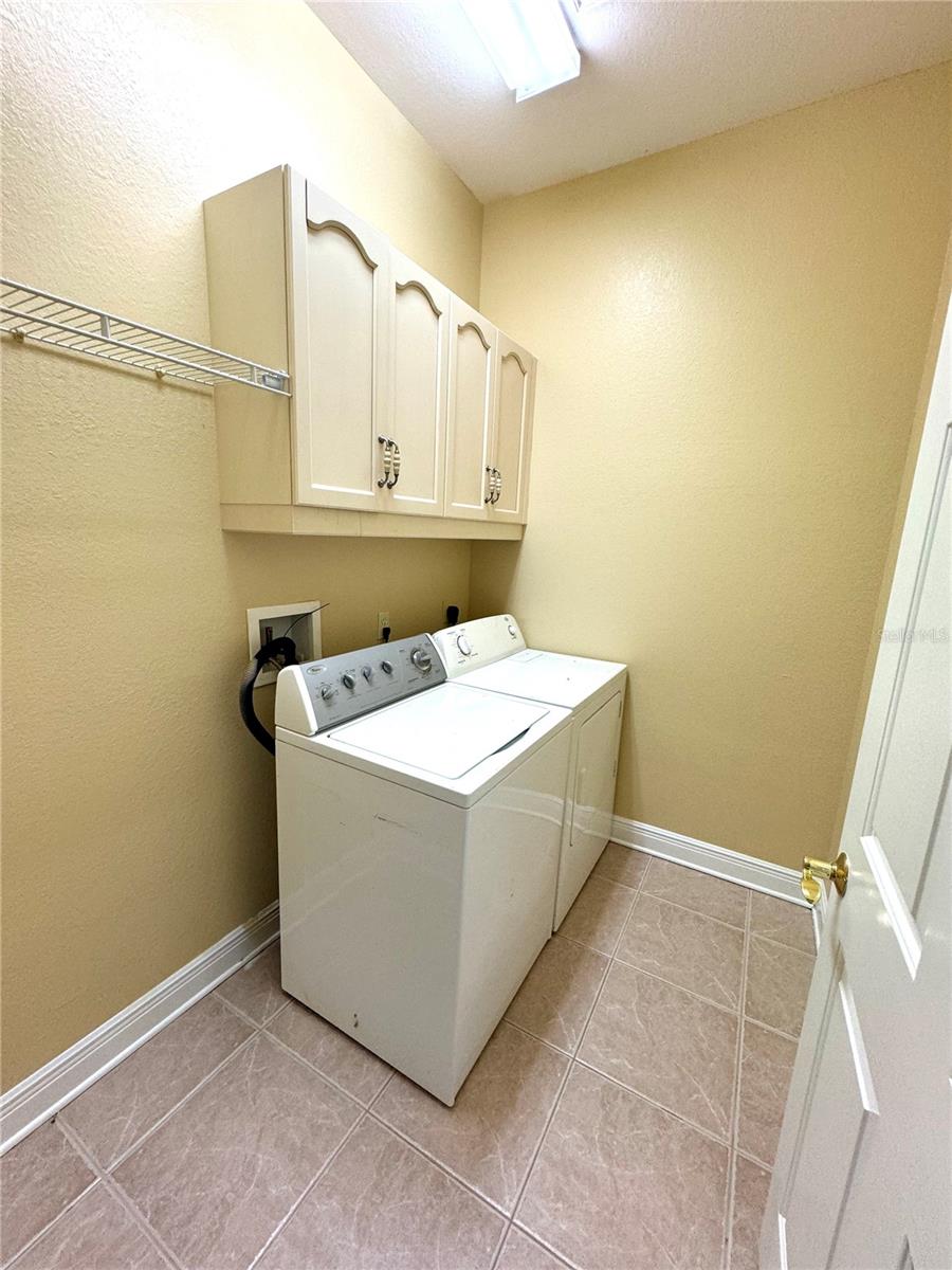 Image 44 of 46 For 601 Saxony Boulevard