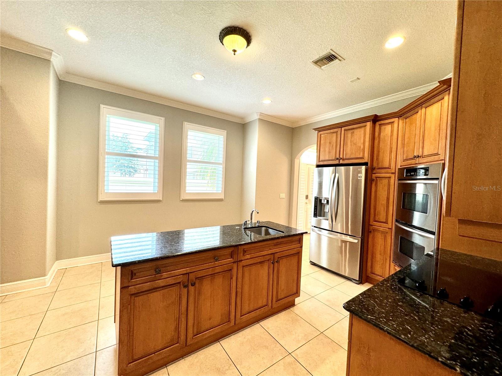 Image 5 of 46 For 601 Saxony Boulevard