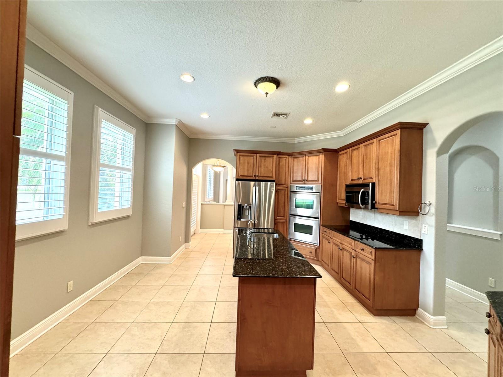 Image 9 of 46 For 601 Saxony Boulevard