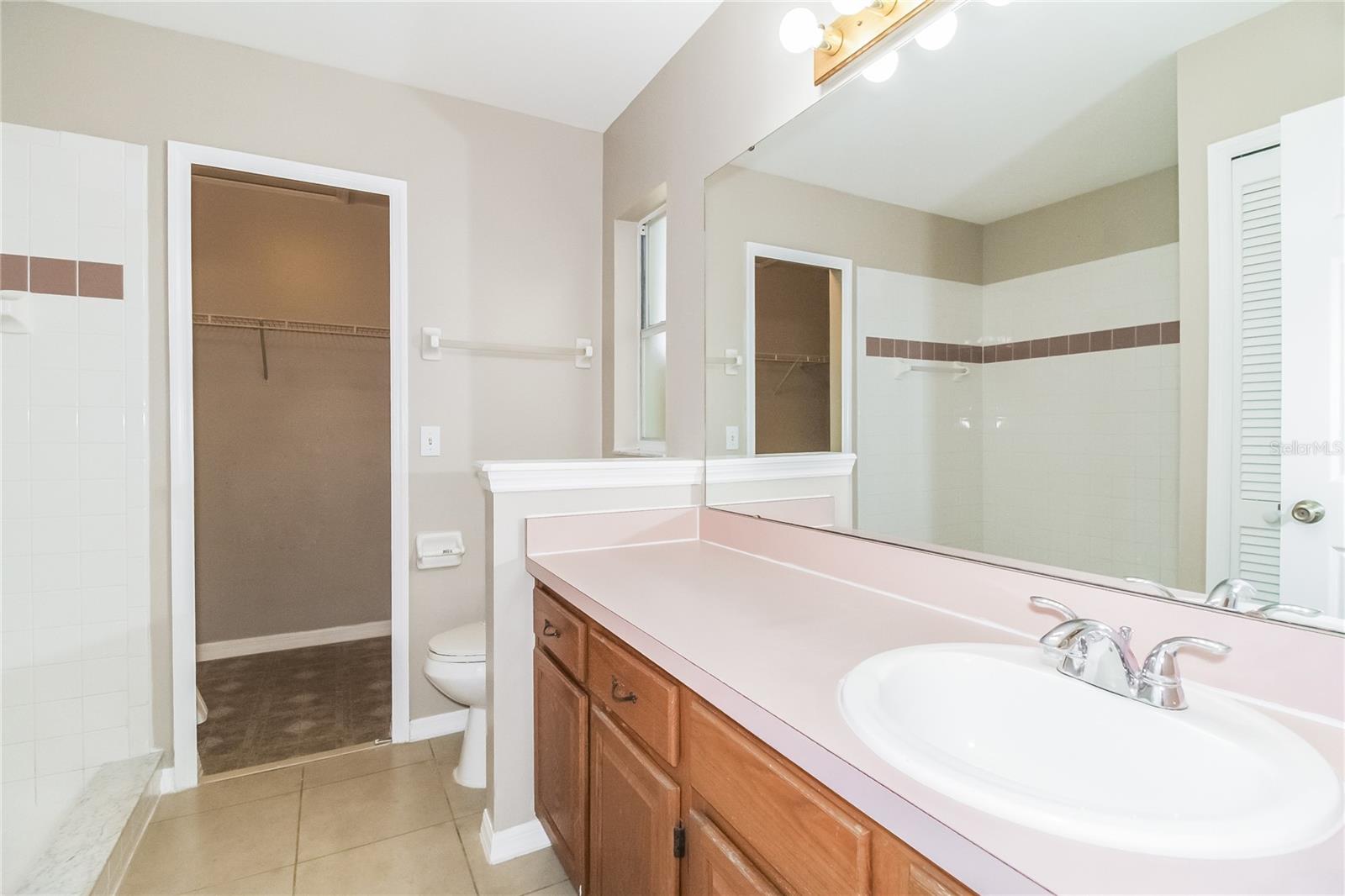 Image 10 of 15 For 1800 Wexham Boulevard