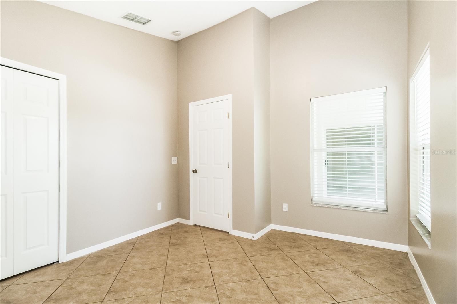 Image 12 of 15 For 1800 Wexham Boulevard