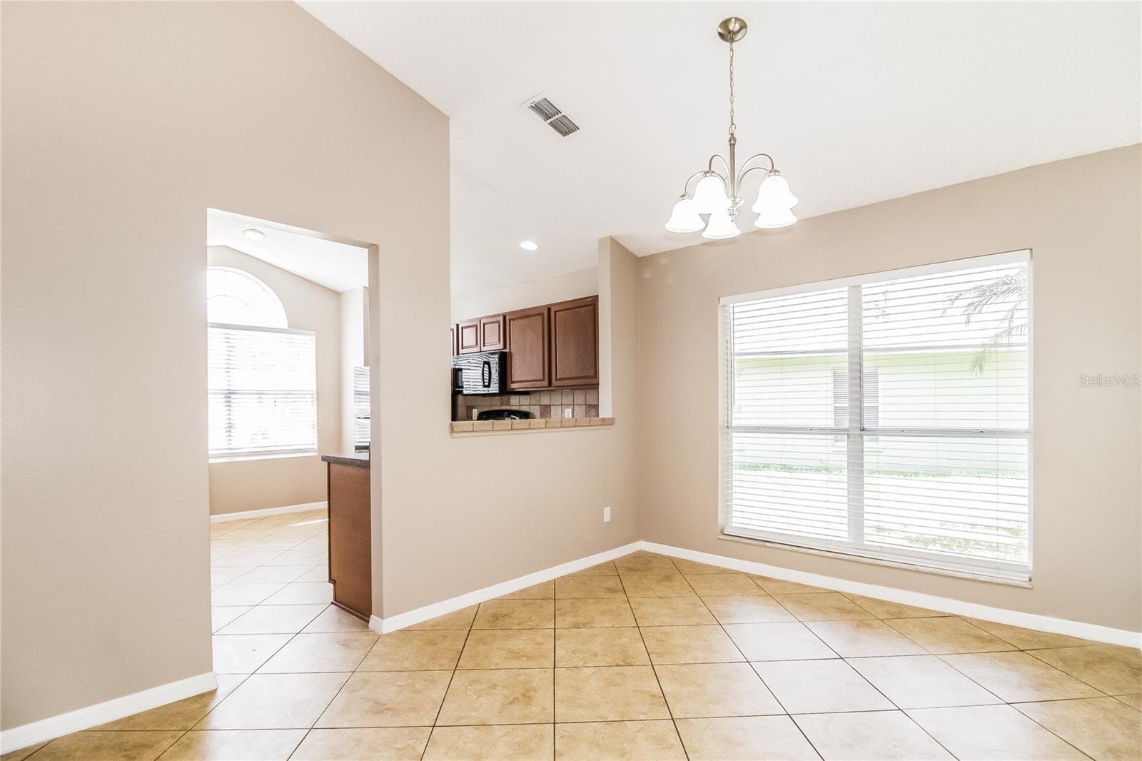 Image 6 of 15 For 1800 Wexham Boulevard