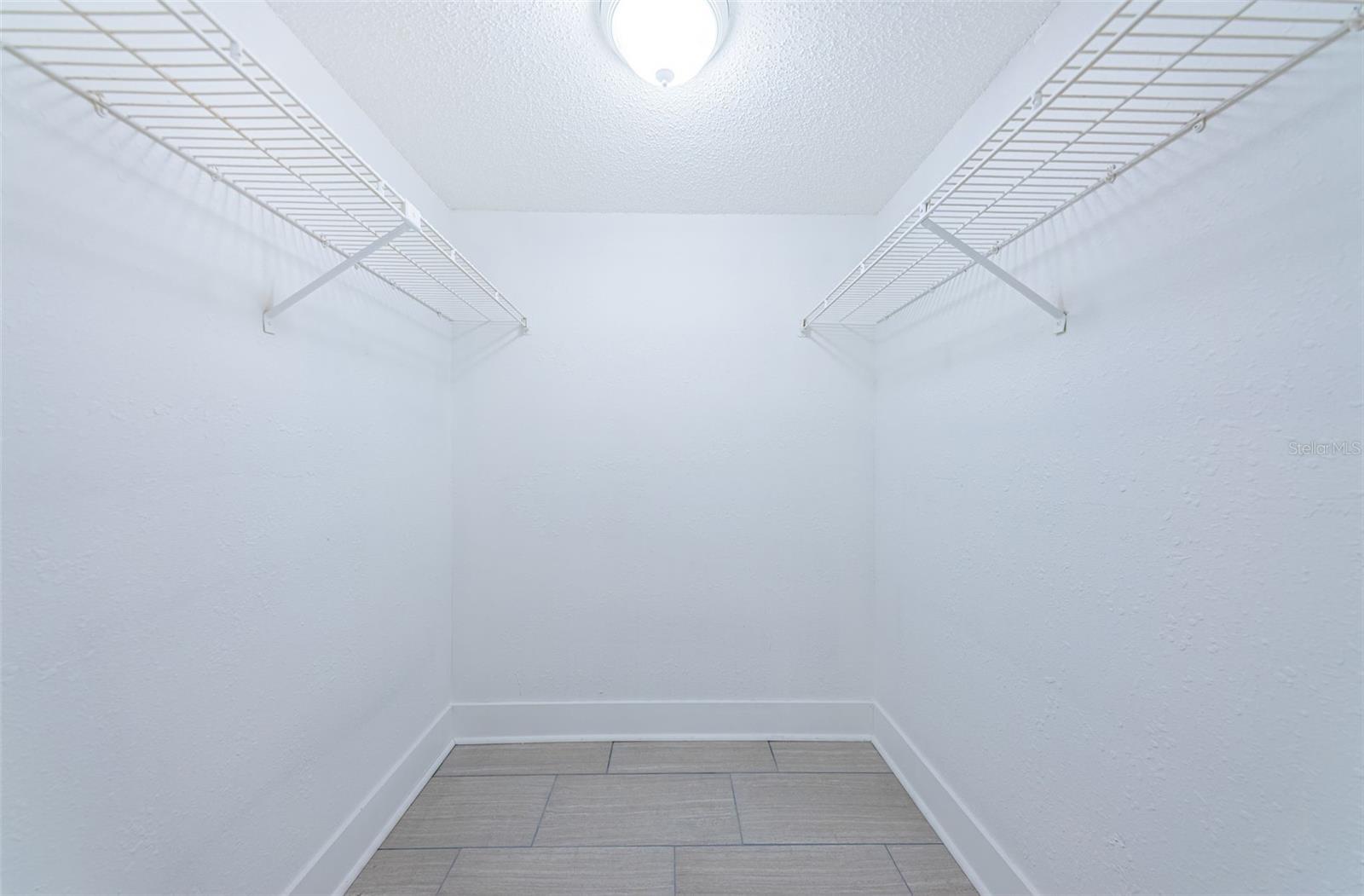 Image 24 of 63 For 6145 Sun Boulevard 107