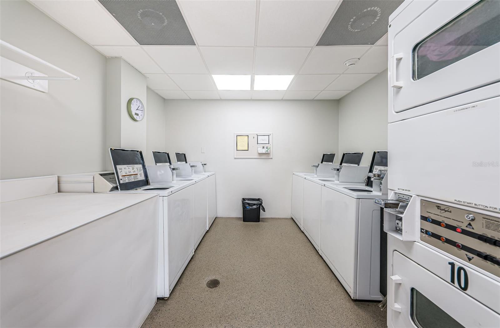 Image 48 of 63 For 6145 Sun Boulevard 107