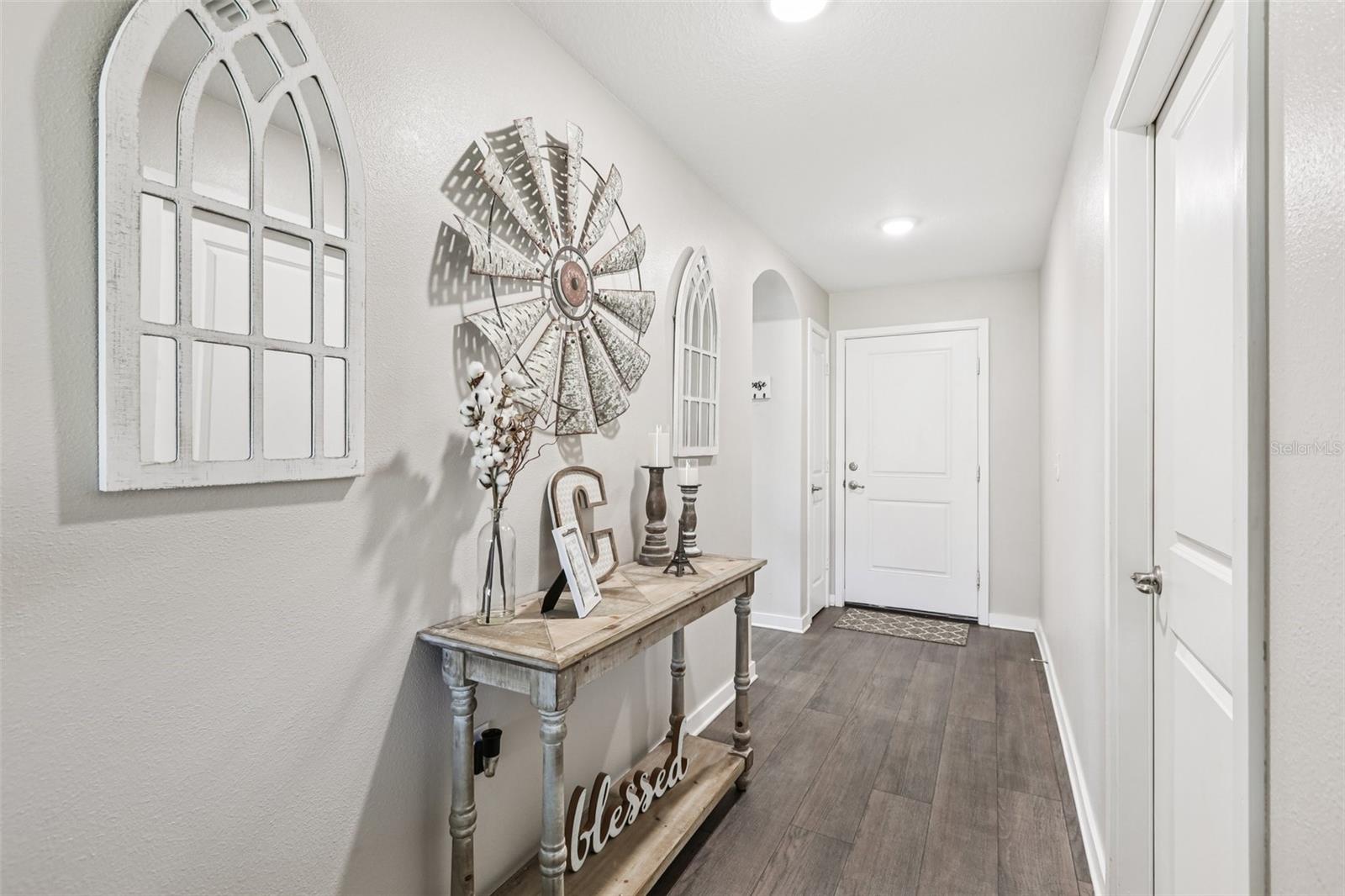Image 3 of 31 For 1430 Blue Bayou Circle