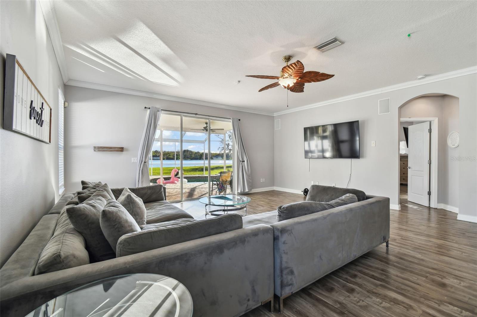 Image 17 of 81 For 18034 Lake Reflections Boulevard