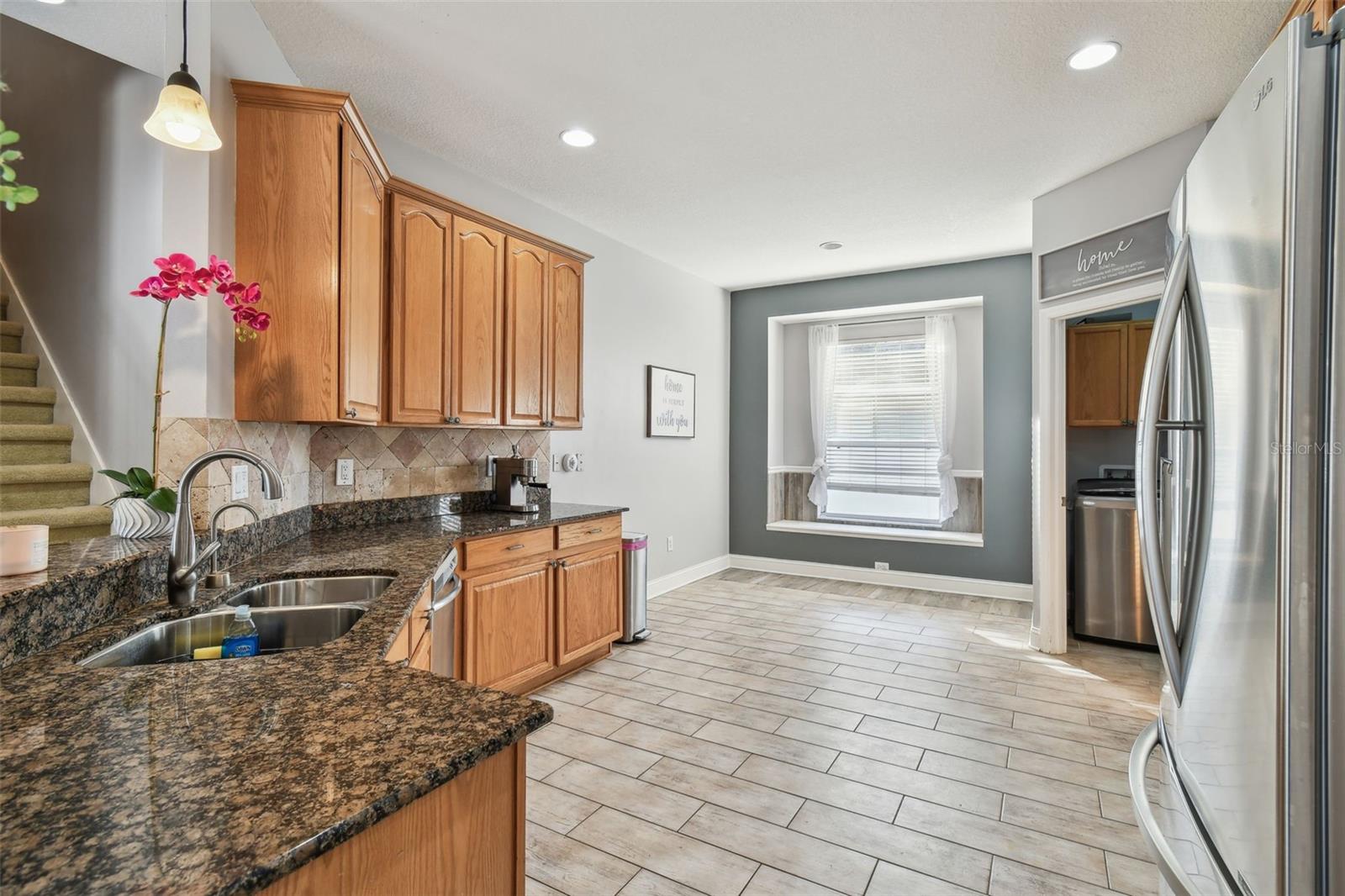 Image 22 of 81 For 18034 Lake Reflections Boulevard