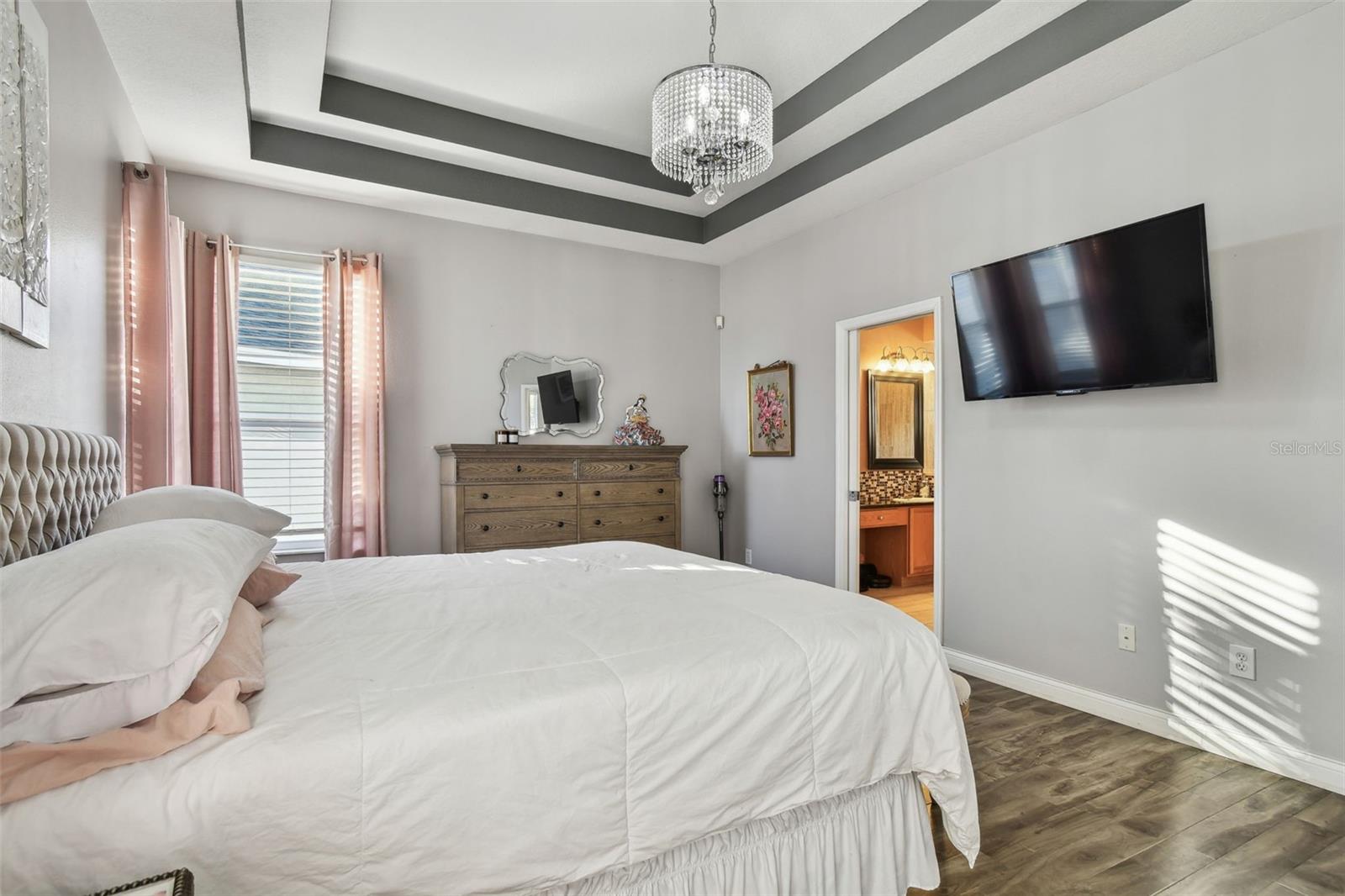 Image 30 of 81 For 18034 Lake Reflections Boulevard