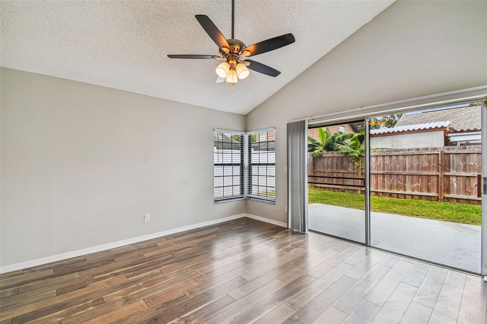 Image 14 of 76 For 12811 Millridge Forest Street E