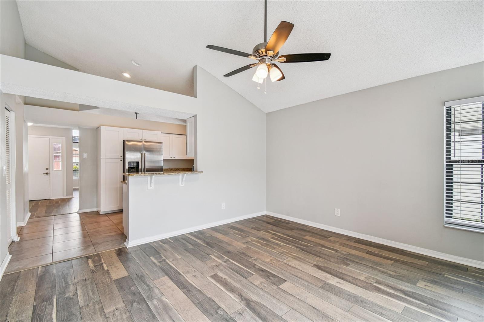Image 20 of 76 For 12811 Millridge Forest Street E