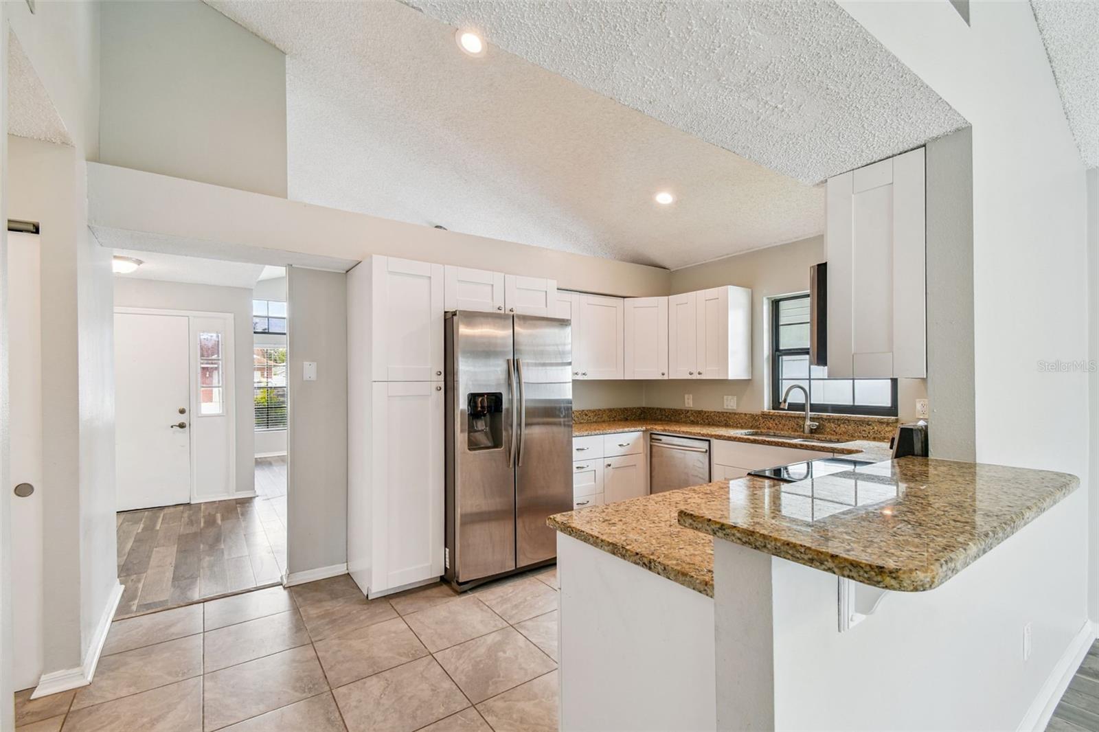 Image 23 of 76 For 12811 Millridge Forest Street E