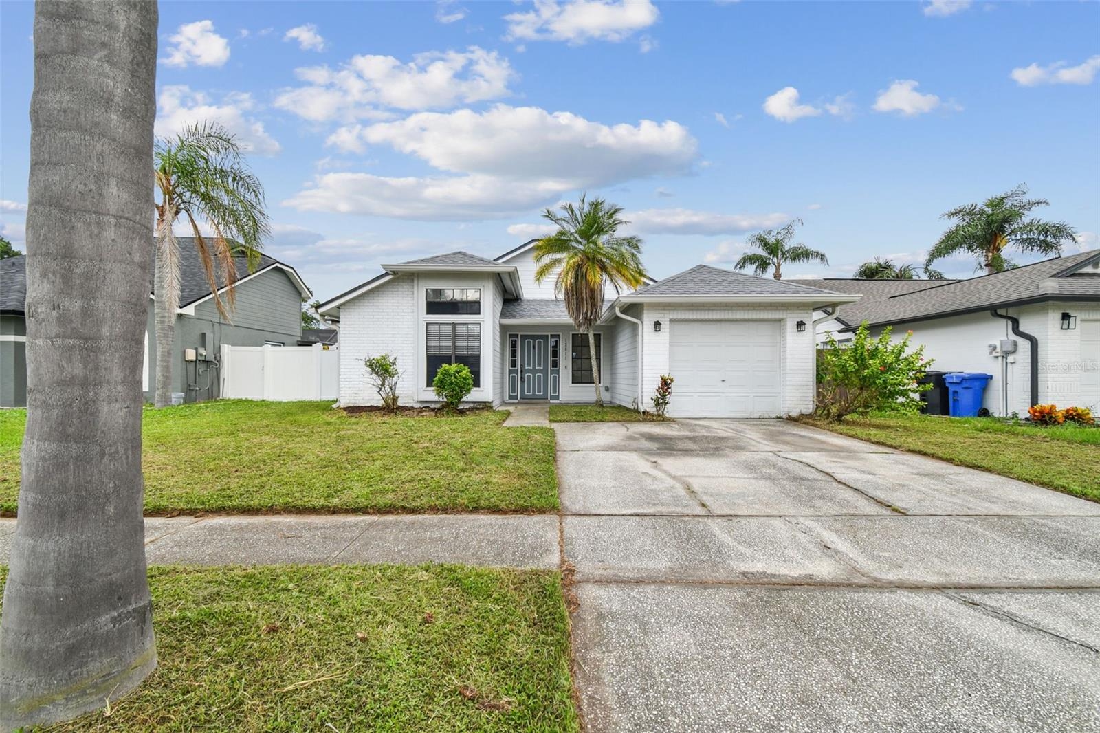 Image 3 of 76 For 12811 Millridge Forest Street E