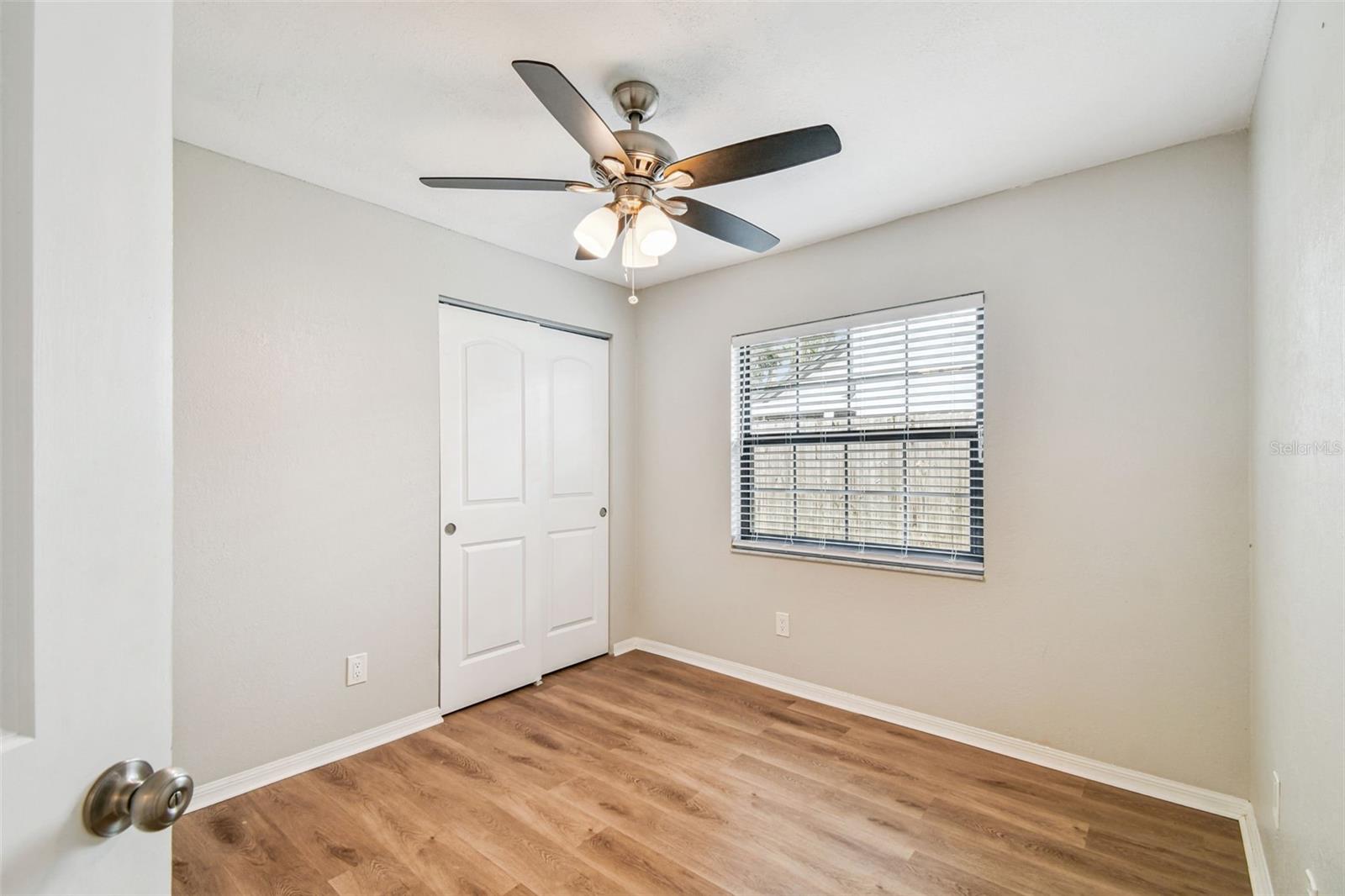 Image 39 of 76 For 12811 Millridge Forest Street E