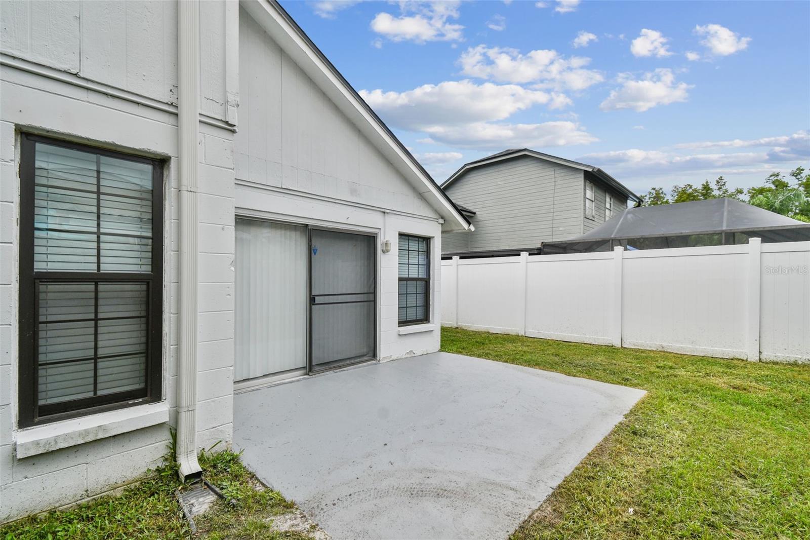 Image 52 of 76 For 12811 Millridge Forest Street E