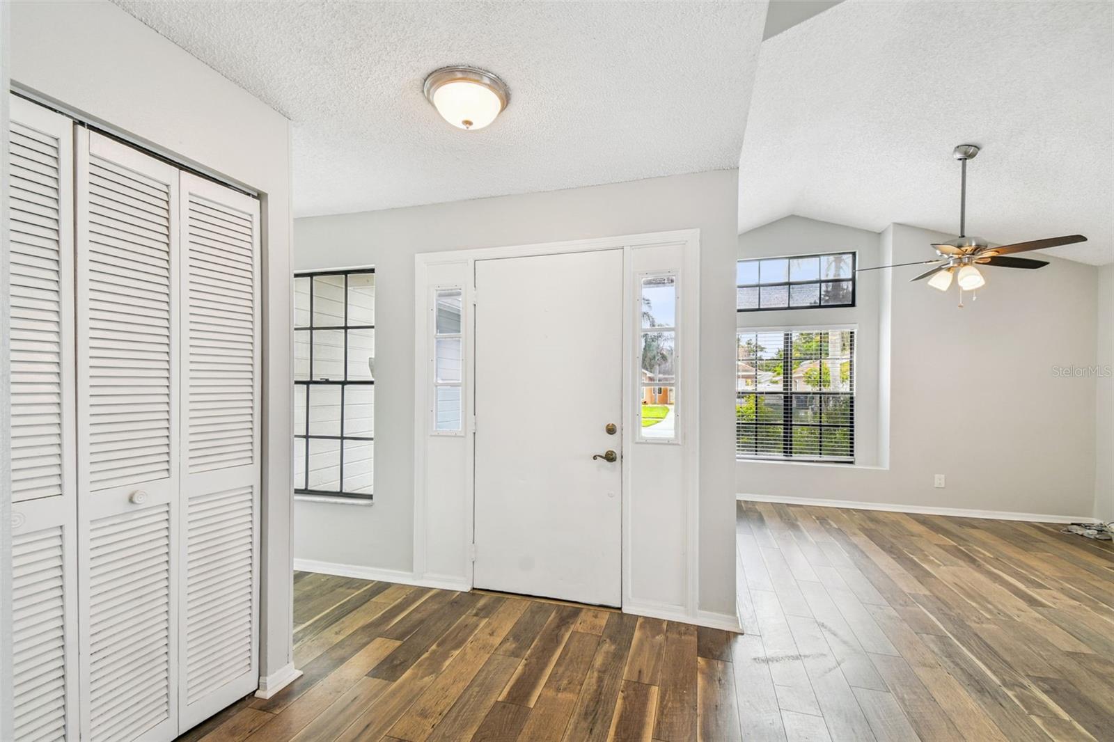 Image 6 of 76 For 12811 Millridge Forest Street E