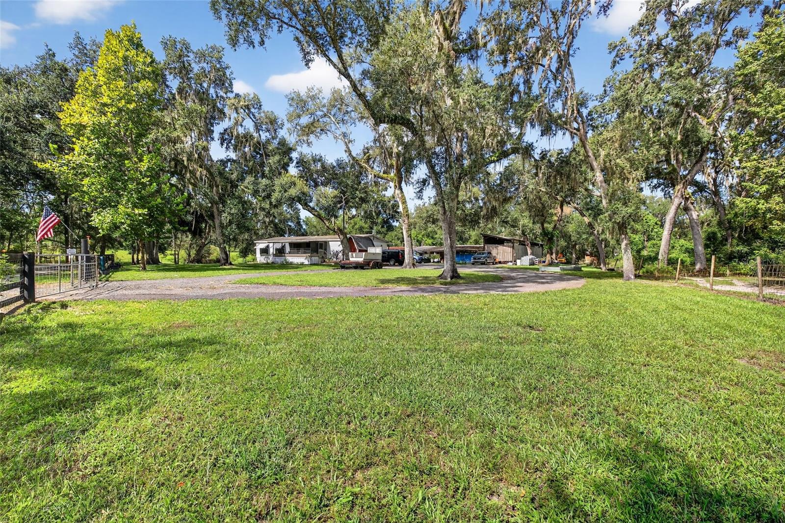 Image 5 of 45 For 6163 Cedric Street