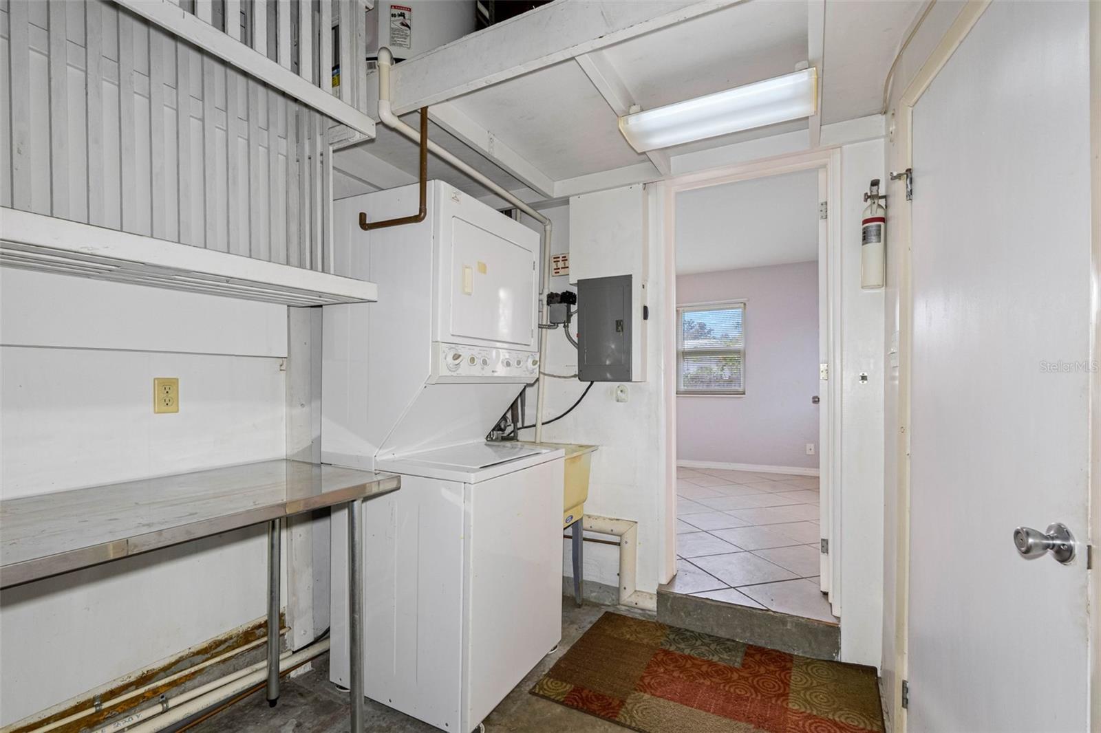 Image 28 of 33 For 4320 Yardley Avenue N