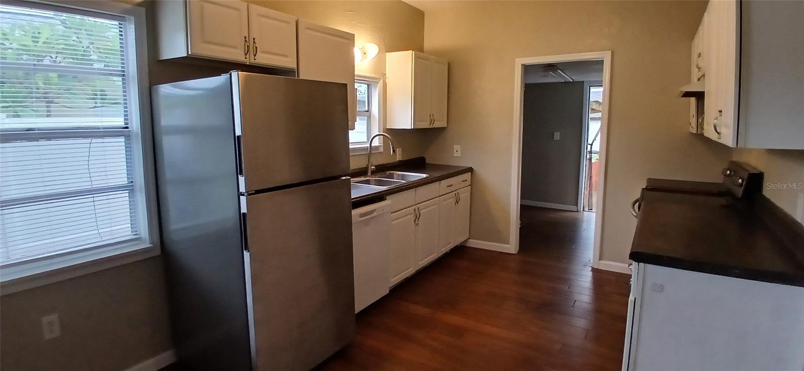 Image 4 of 31 For 7102 33rd Street N