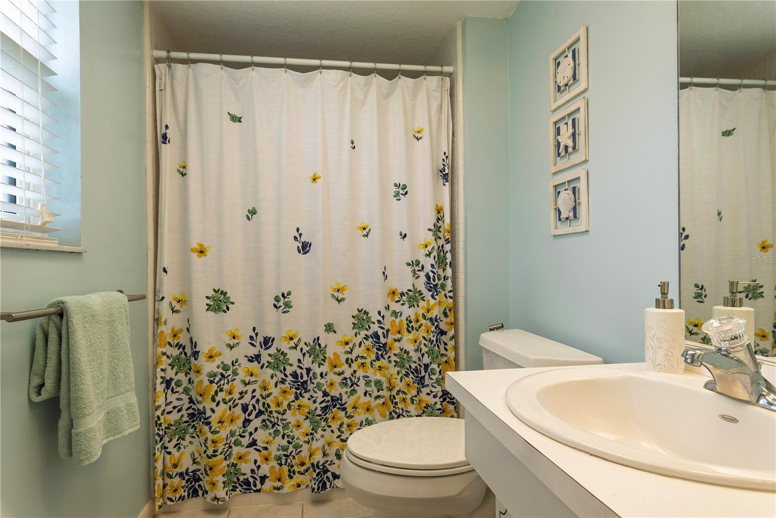 Image 11 of 30 For 1701 Pinehurst Road 32f