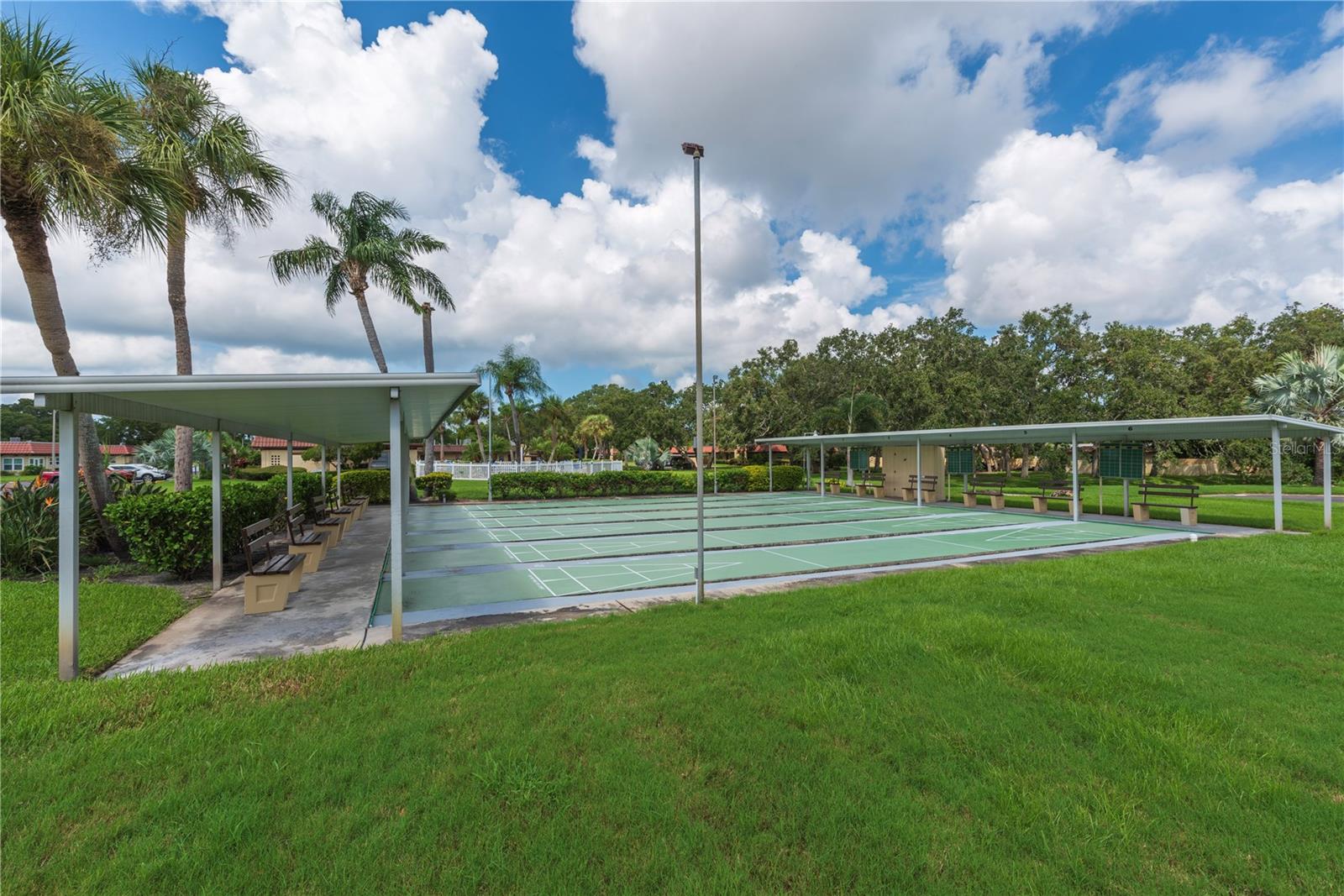 Image 22 of 30 For 1701 Pinehurst Road 32f
