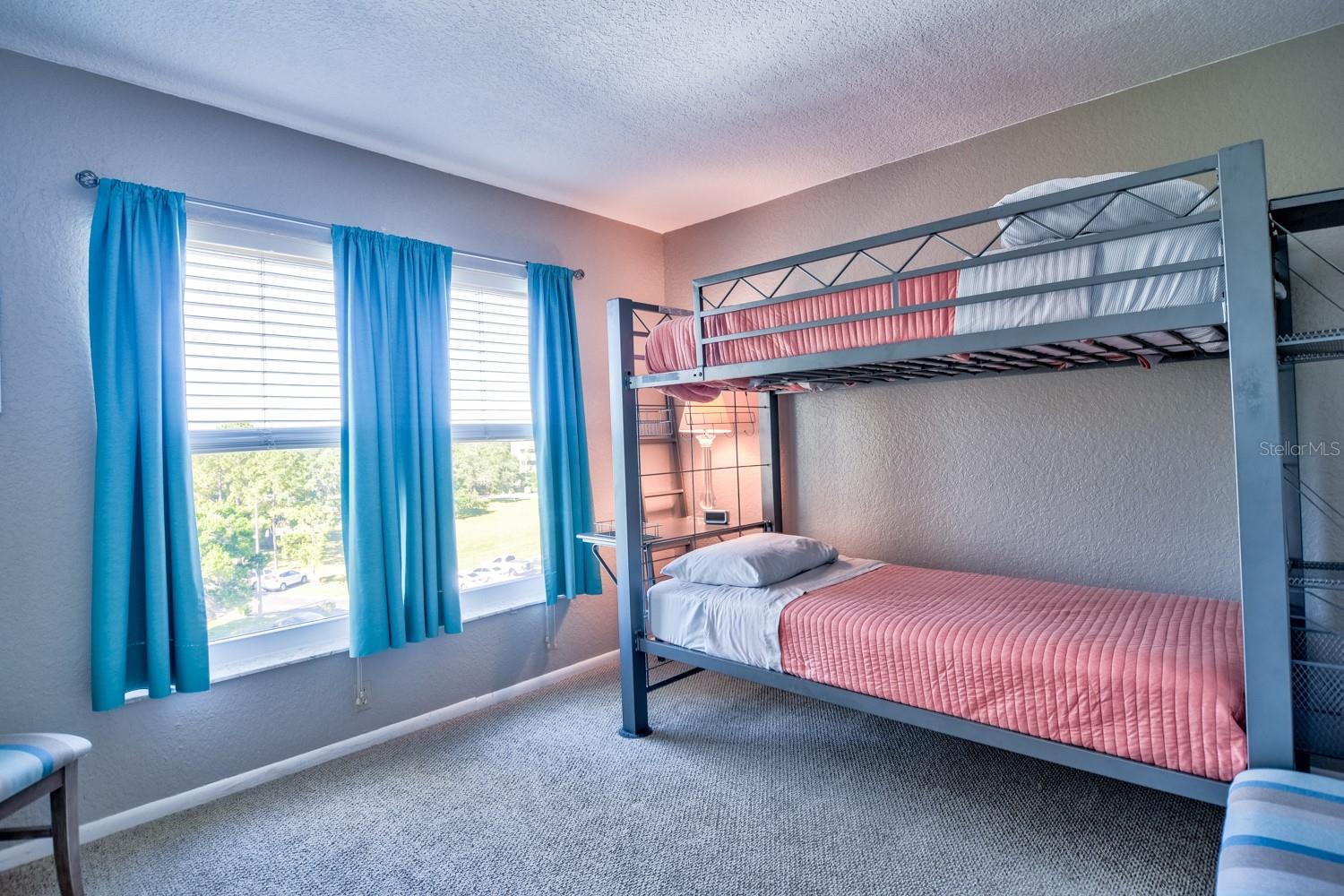 Image 21 of 64 For 900 Cove Cay Drive 5a