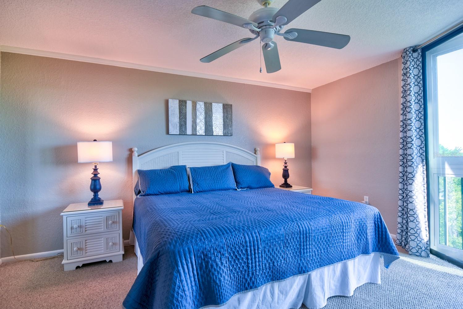 Image 43 of 64 For 900 Cove Cay Drive 5a
