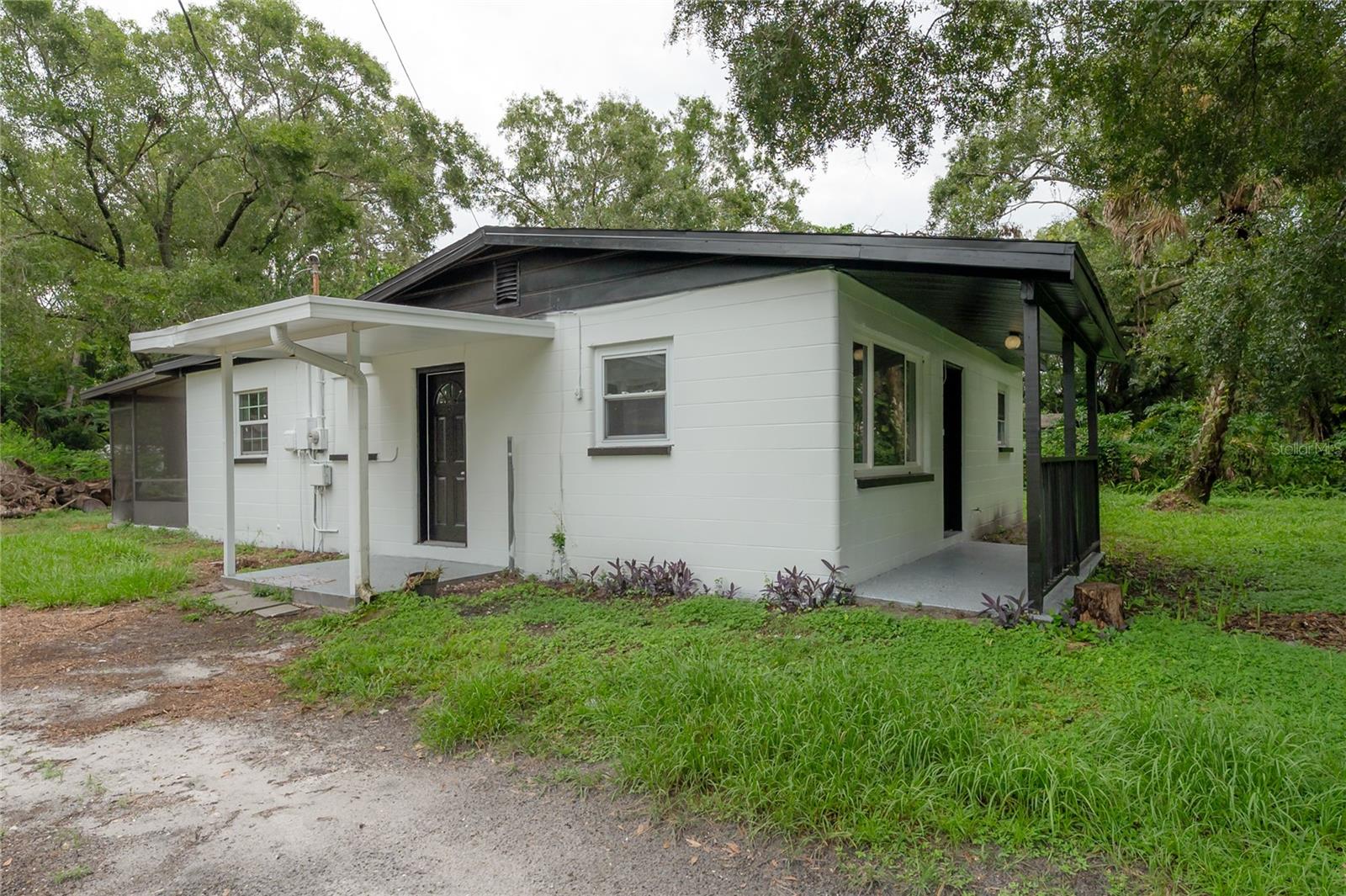 Image 24 of 29 For 10411 Woodmere Road
