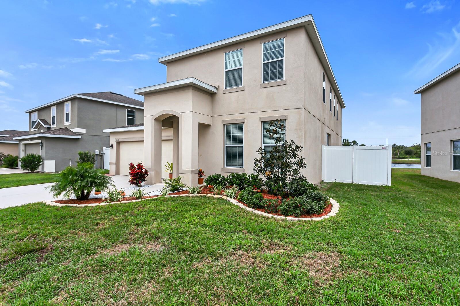 Image 4 of 54 For 12017 Grand Kempston Drive