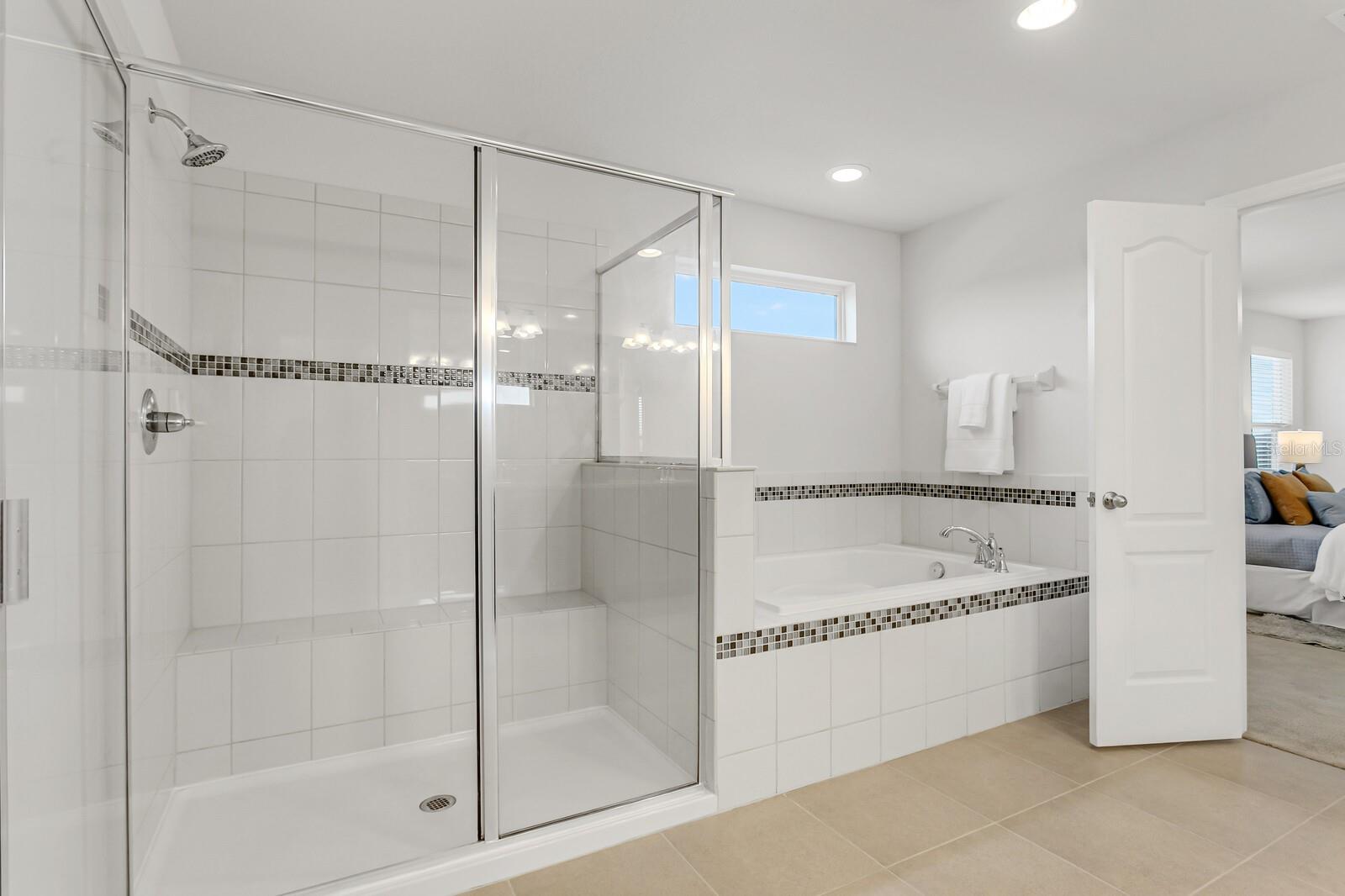 Image 41 of 54 For 12017 Grand Kempston Drive