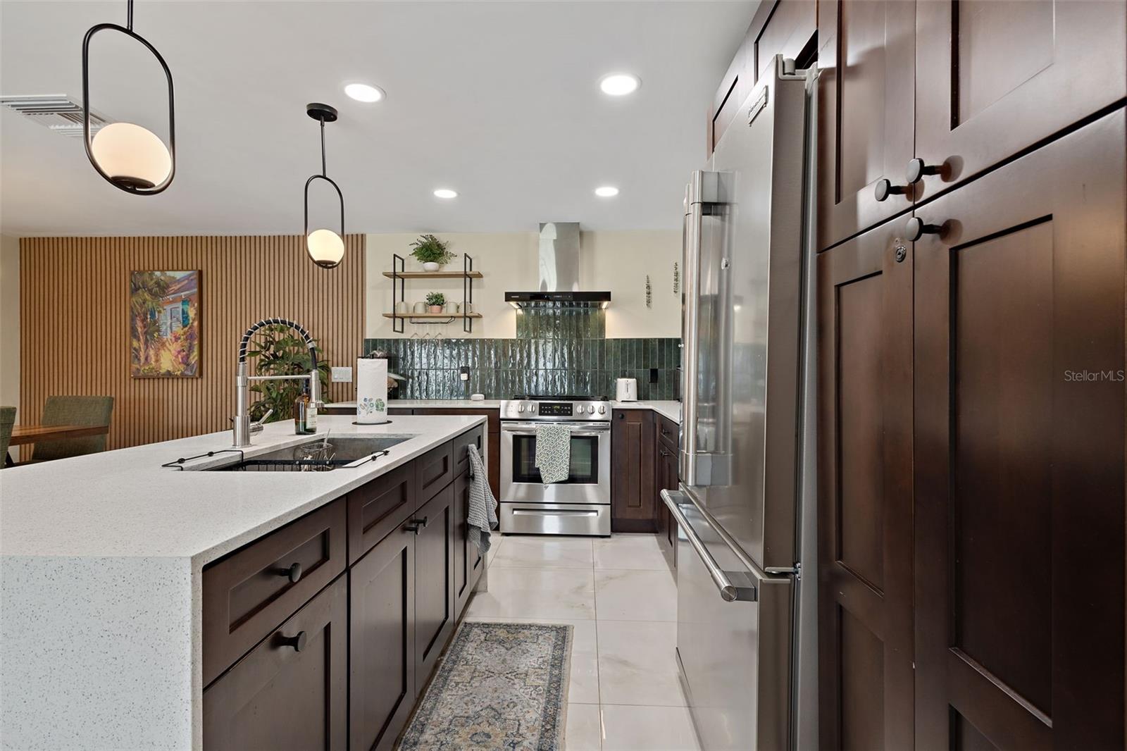 Image 10 of 54 For 8212 Donaldson Drive