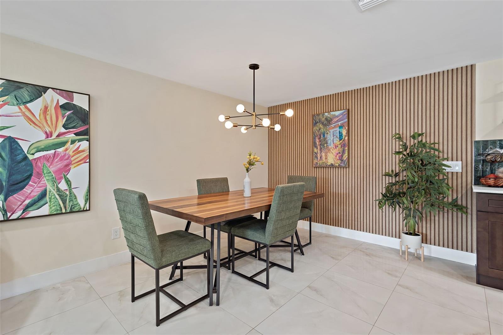 Image 12 of 54 For 8212 Donaldson Drive