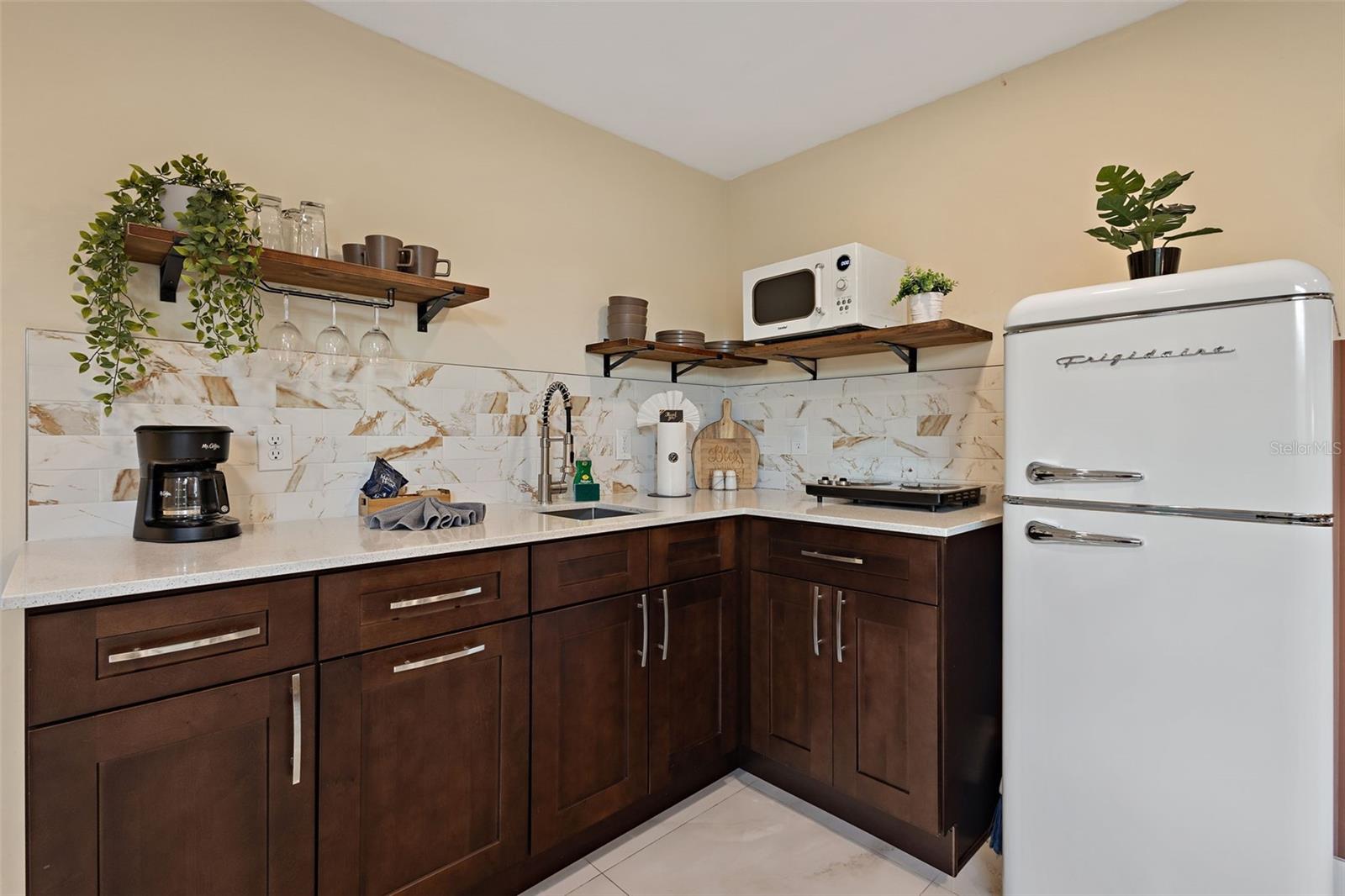 Image 31 of 54 For 8212 Donaldson Drive