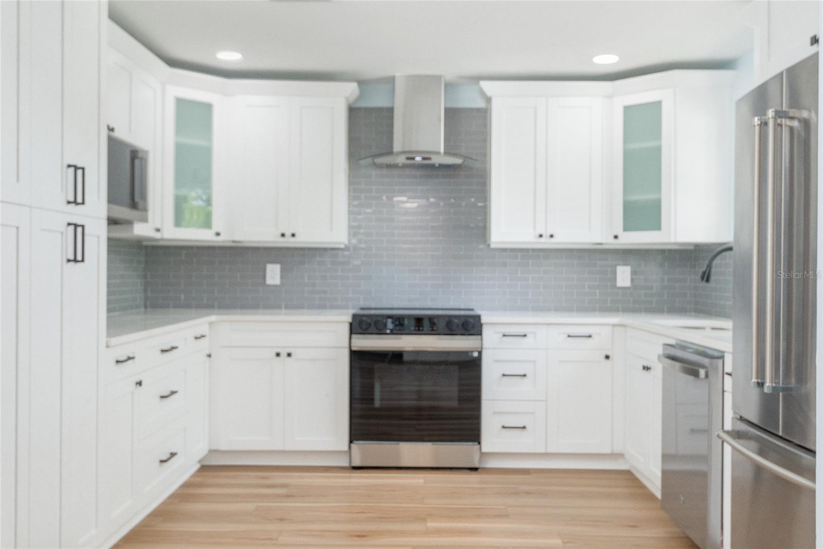 Image 10 of 49 For 507 Bryan Circle