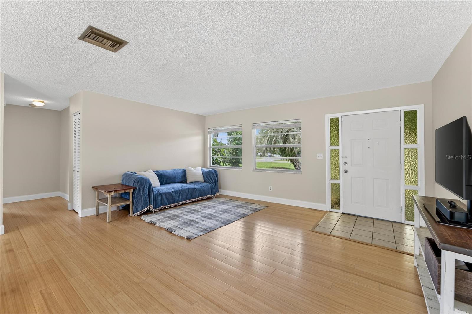 Image 4 of 42 For 1949 Highland Avenue