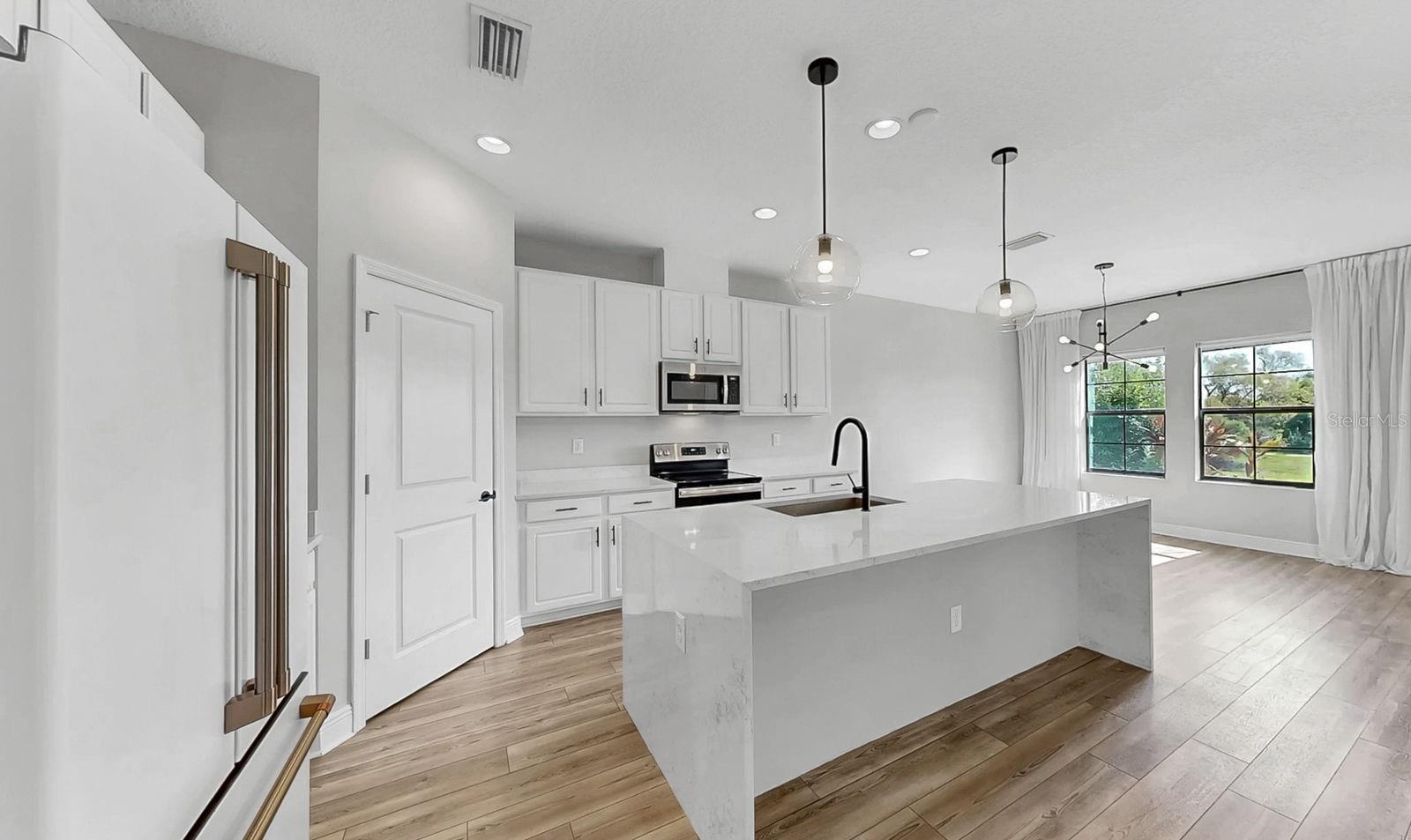 Image 16 of 68 For 13319 Dorado Shores Avenue