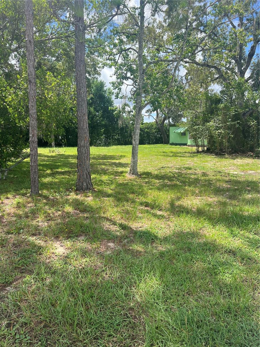 Image 4 of 34 For 12136 Fairway Avenue