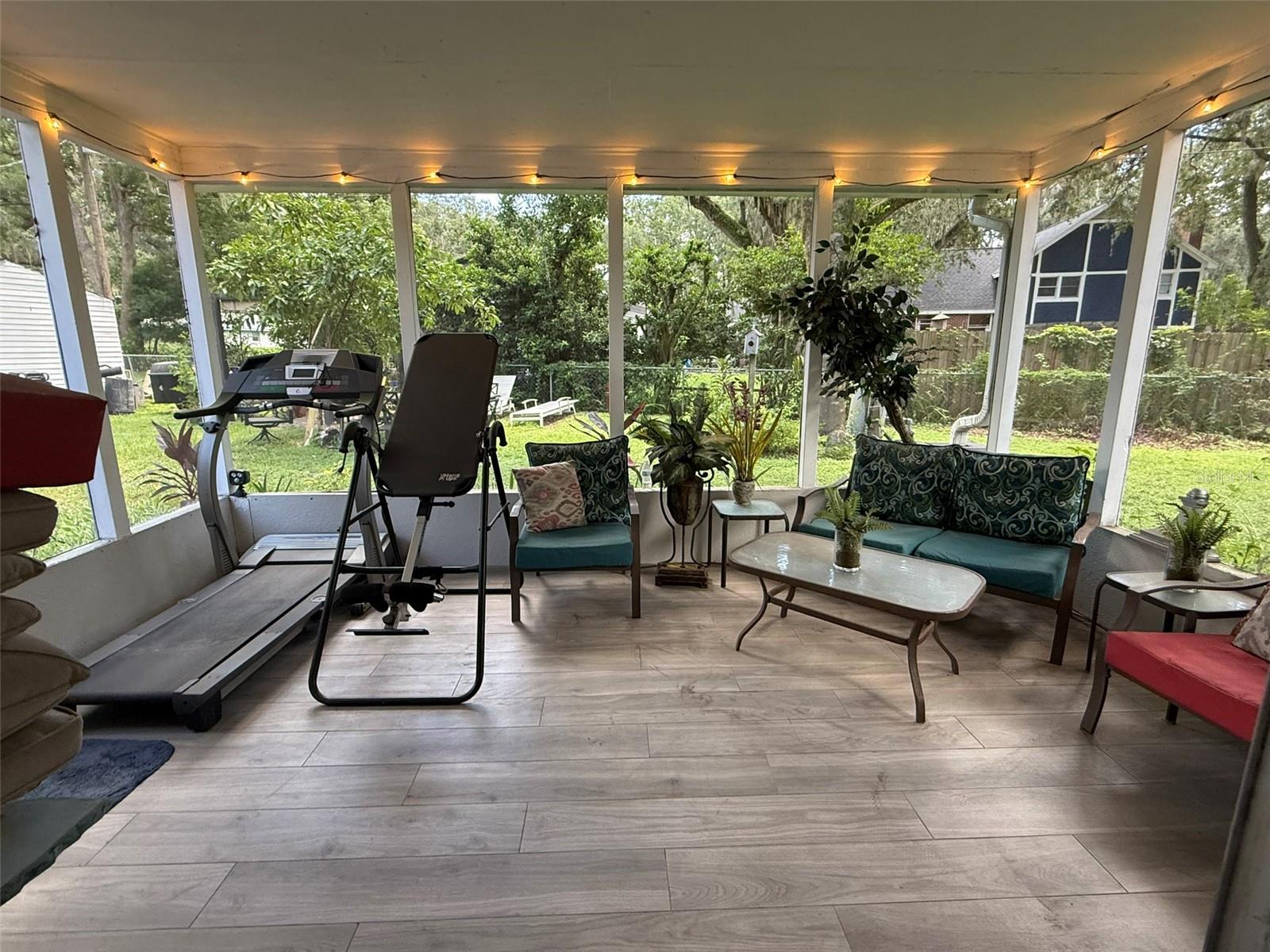 Image 18 of 40 For 6118 Carla Circle