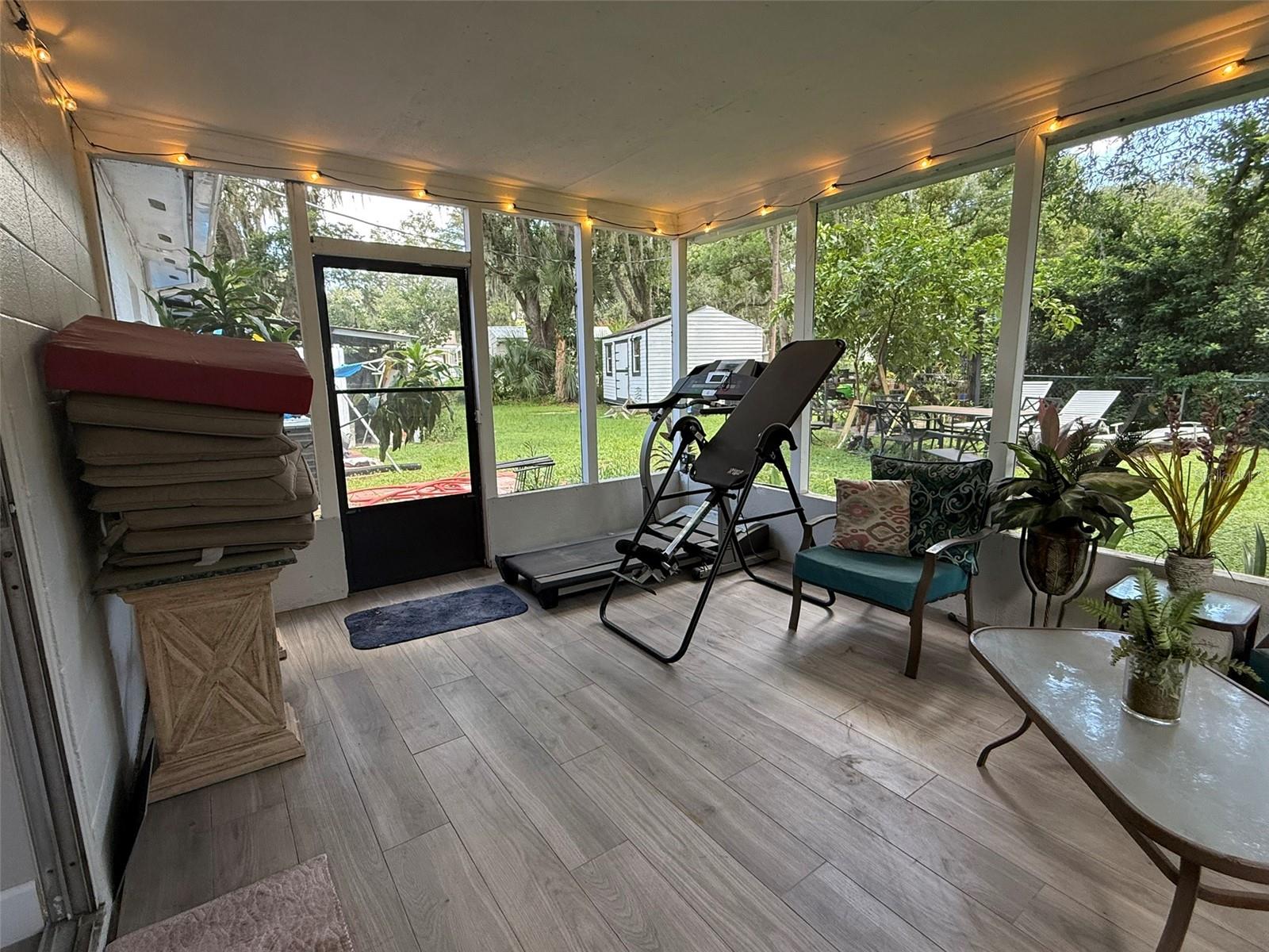 Image 19 of 40 For 6118 Carla Circle