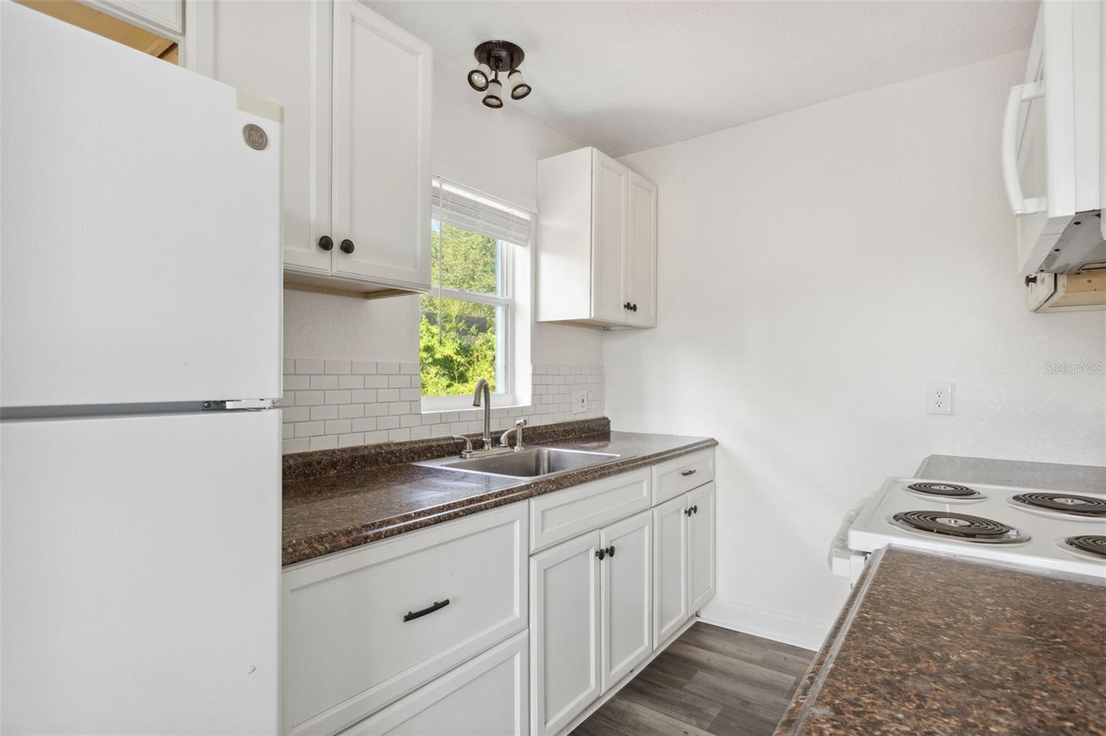 Image 10 of 27 For 1230 70th Street N 4