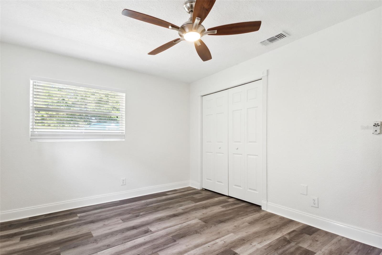 Image 18 of 27 For 1230 70th Street N 4