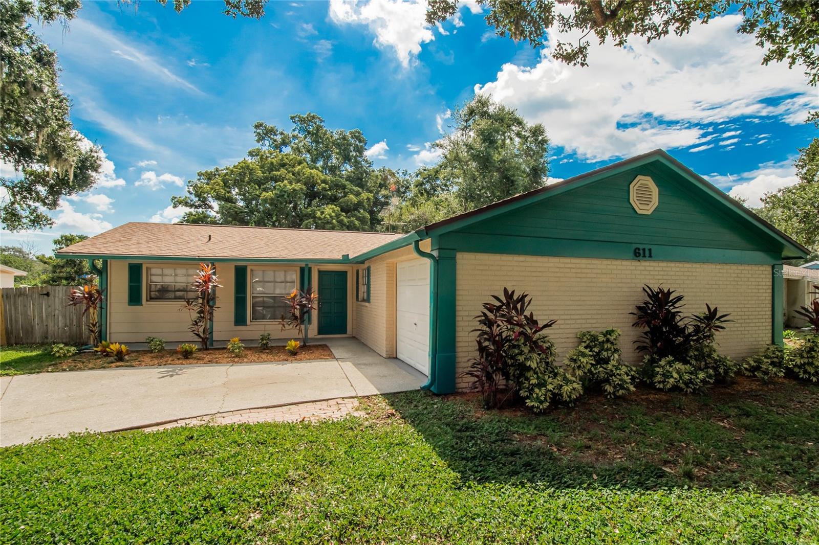 Image 17 of 17 For 611 Highview Circle N