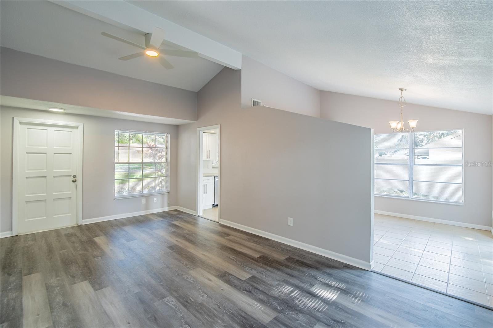 Image 8 of 17 For 611 Highview Circle N