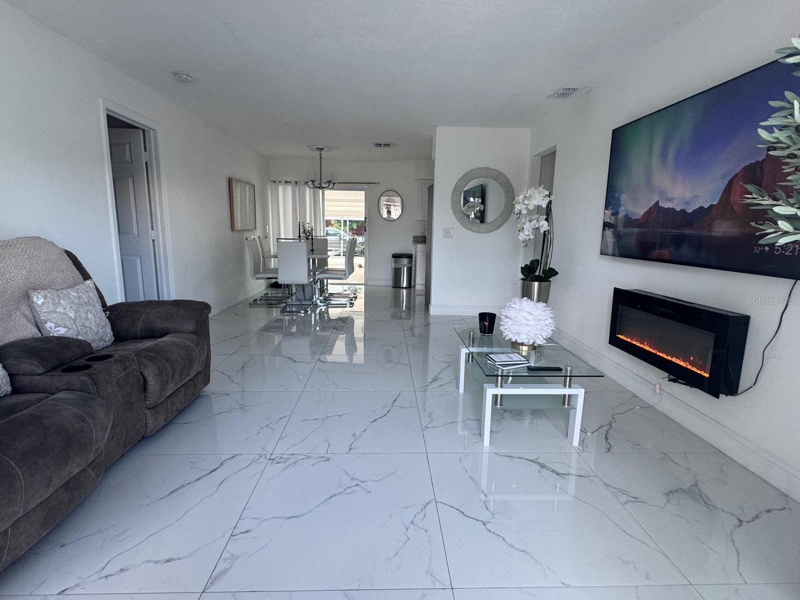 Image 2 of 14 For 7420 Aripeka Drive