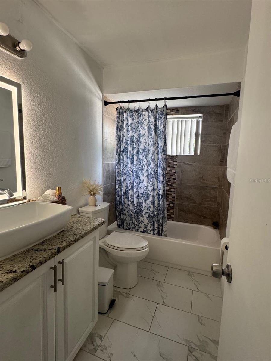 Image 8 of 14 For 7420 Aripeka Drive