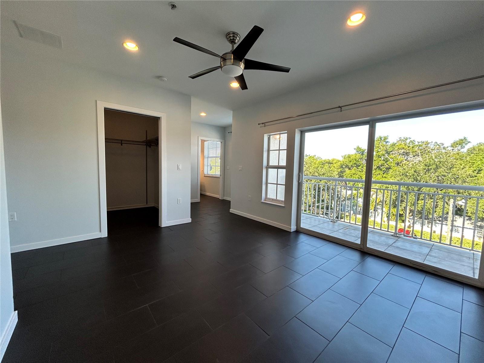 Image 11 of 13 For 1100 4th Street N 302