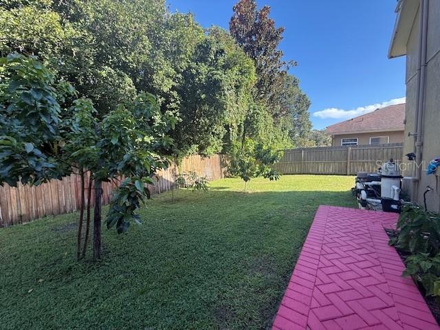 Image 34 of 41 For 2601 Villa Dr