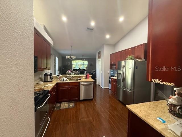 Image 7 of 41 For 2601 Villa Dr