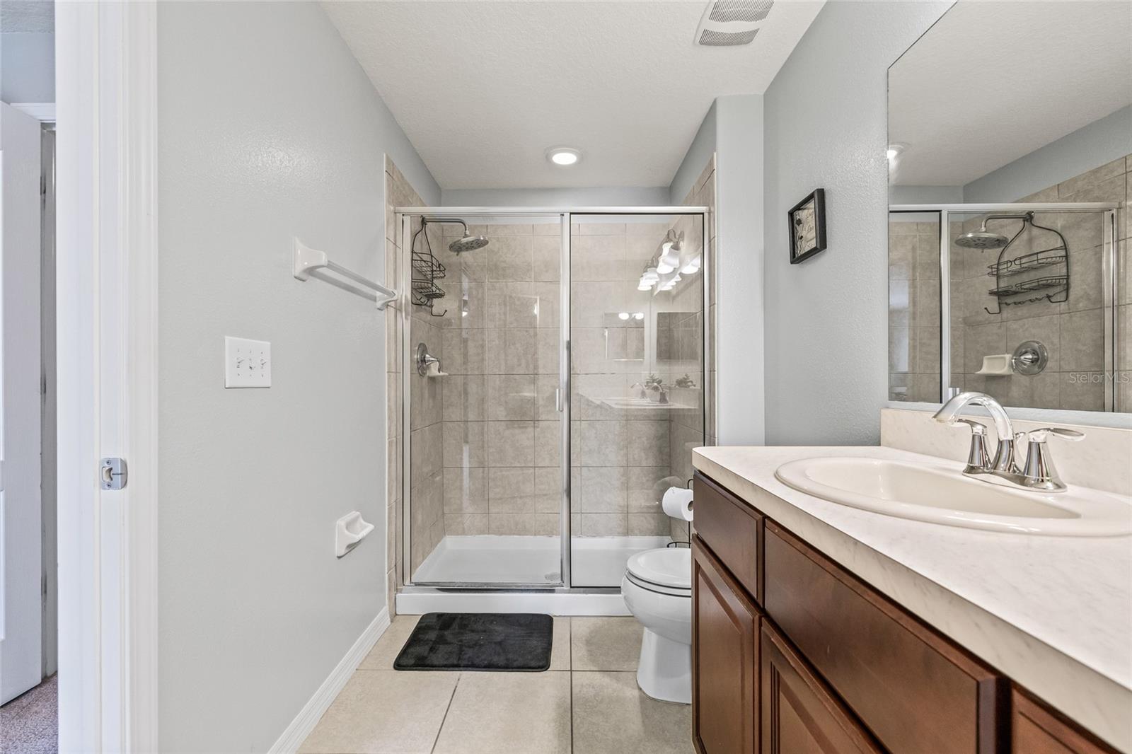 Image 19 of 39 For 20451 Berrywood Lane