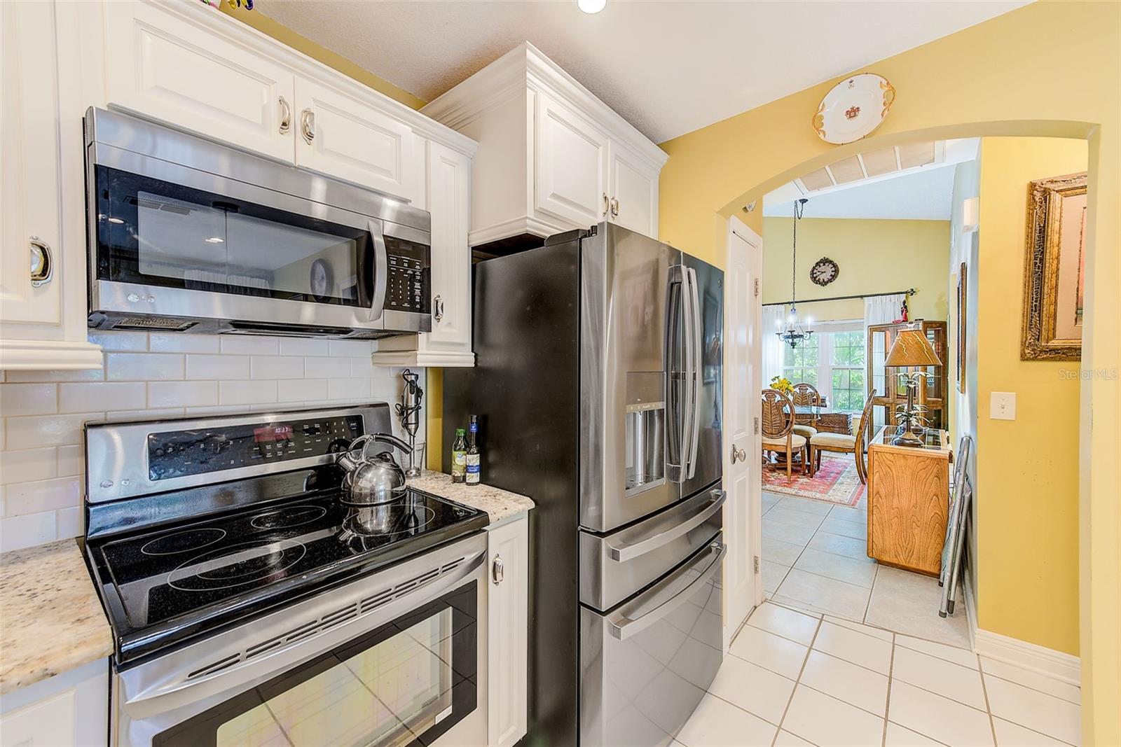 Image 19 of 59 For 2728 Bentley Drive
