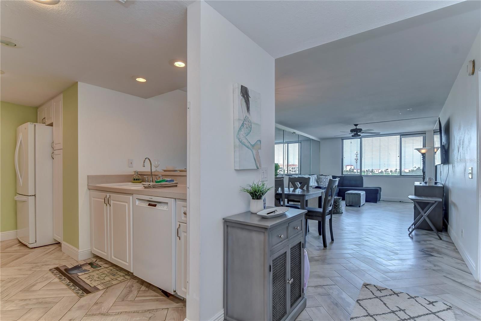 Image 10 of 45 For 6322 Palma Del Mar Boulevard S 505